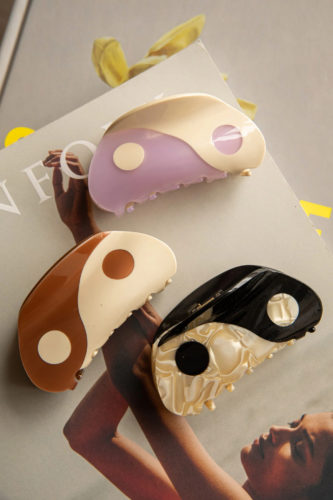 Selfie Leslie Yin Yang Hair Clips -gemini style